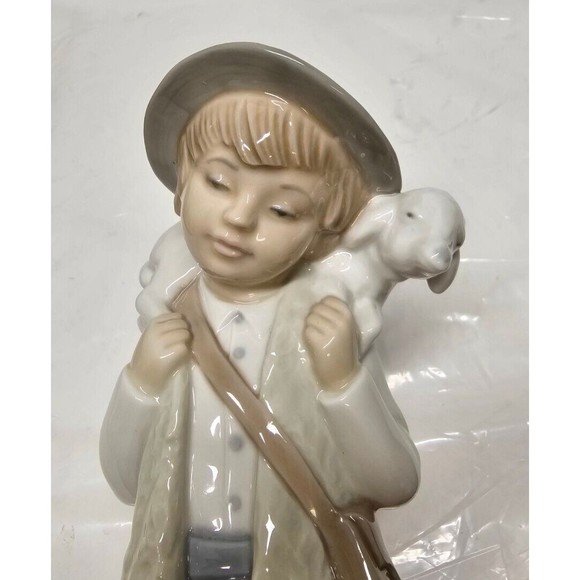 Young Shepherd Boy Lamb Zaphir Spain Vintage Figurine By Lladro - Picture 3 of 13